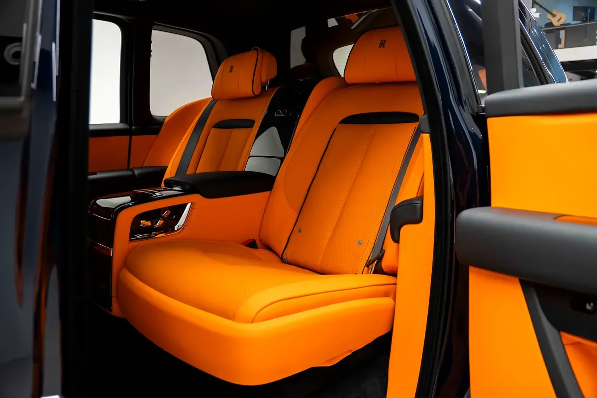 Rolls-Royce Cullinan 6.8 AT 4WD (571 حصان) - 16