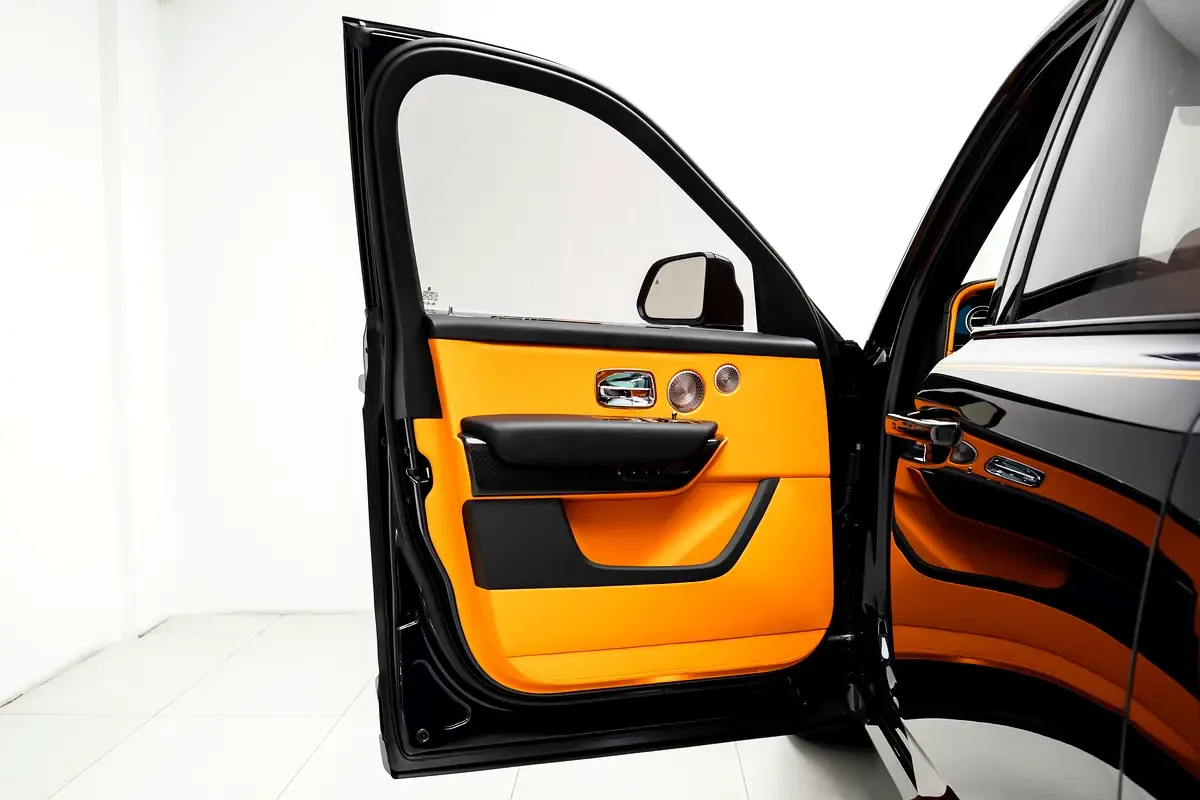 Rolls-Royce Cullinan 6.8 AT 4WD (571 حصان) - 18