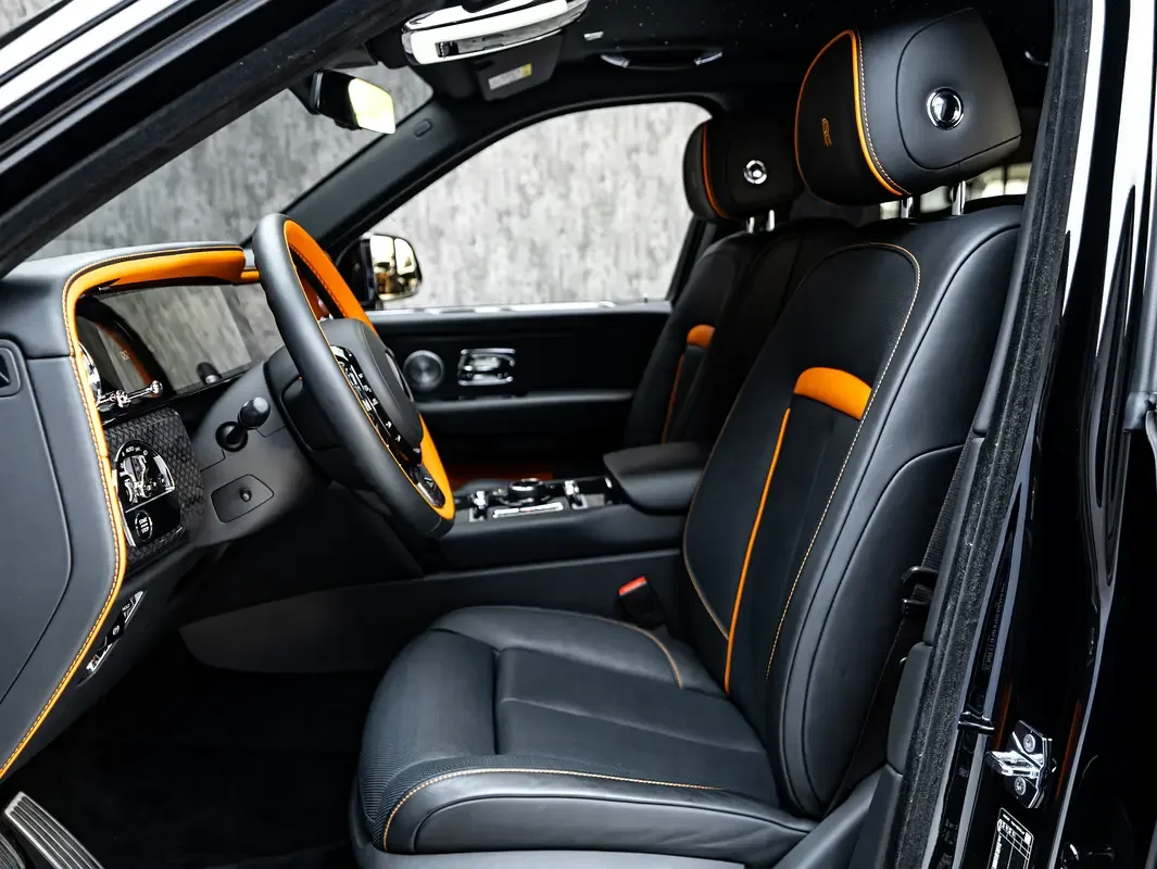 Rolls-Royce Cullinan 6.8 AT 4WD (571 حصان) - 9