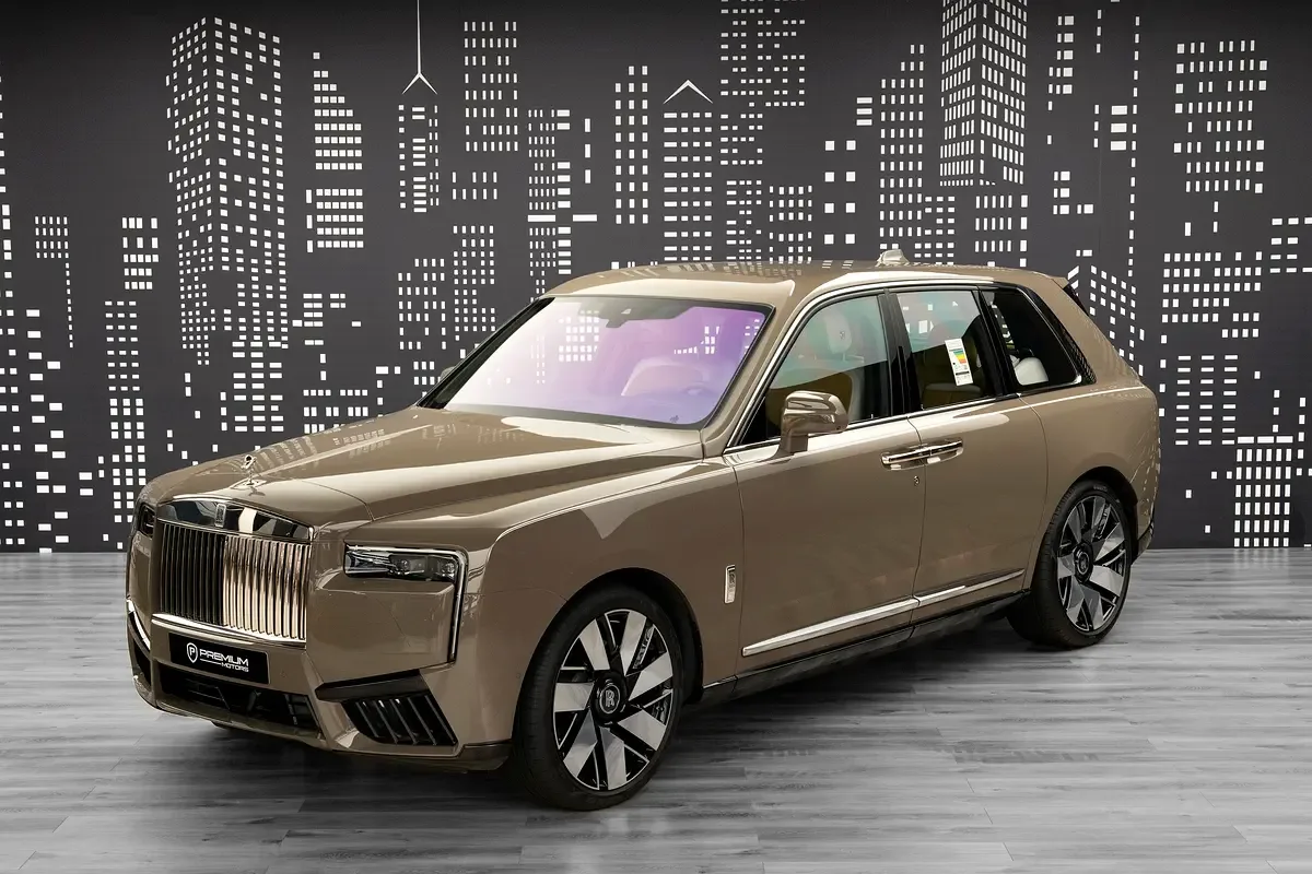 Rolls-Royce Cullinan 6.8 AT 4WD (571 hp)