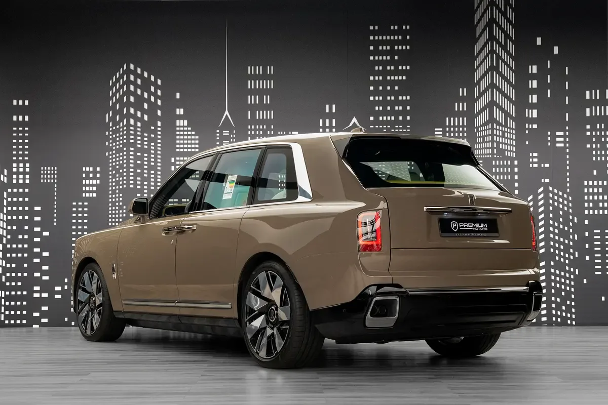 Rolls-Royce Cullinan 6.8 AT 4WD (571 hp) - 5