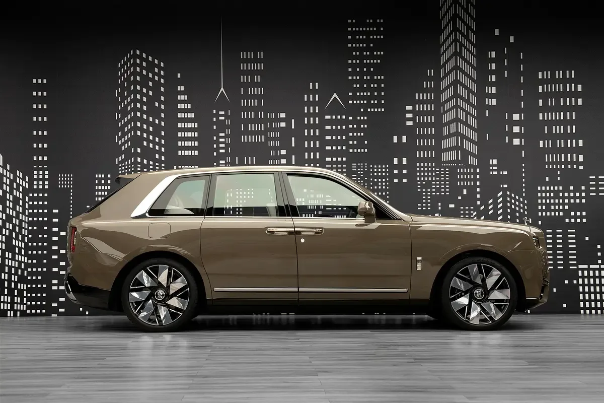 Rolls-Royce Cullinan 6.8 AT 4WD (571 hp) - 9