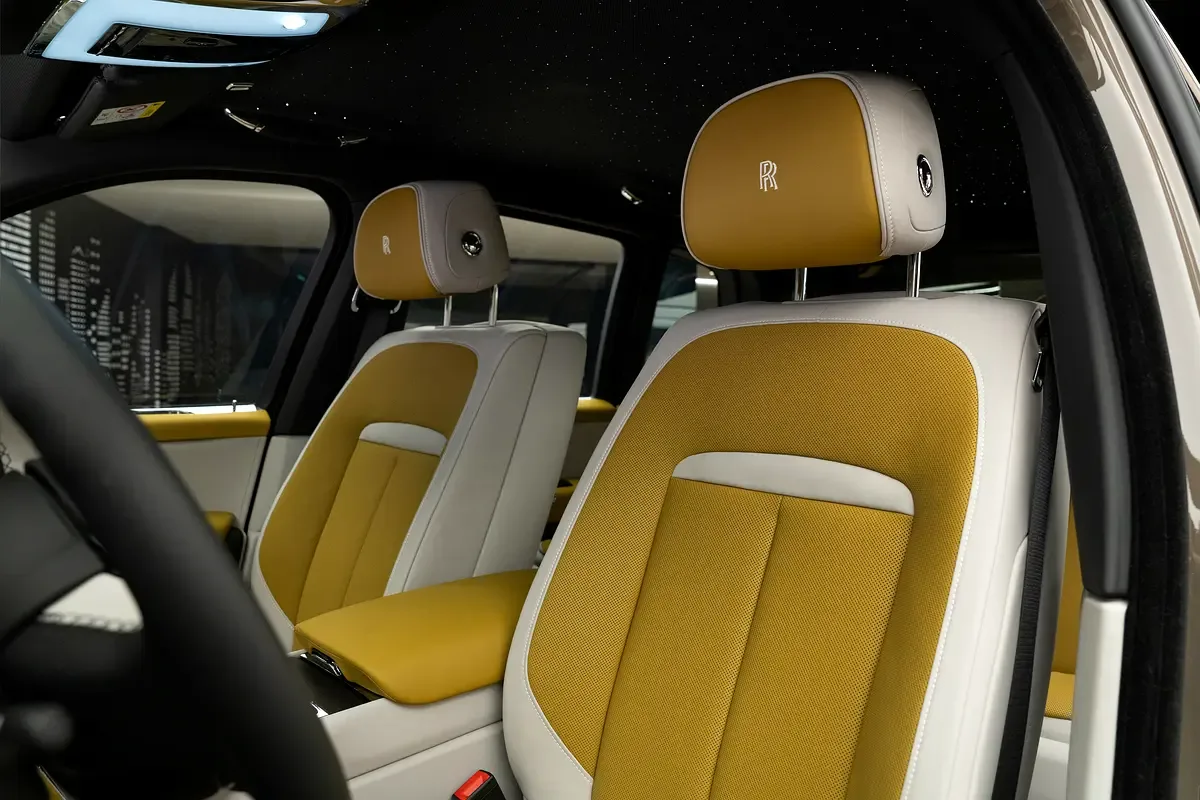 Rolls-Royce Cullinan 6.8 AT 4WD (571 hp) - 12