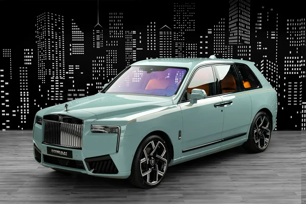 Rolls-Royce Cullinan 6.8 AT 4WD (600 hp)