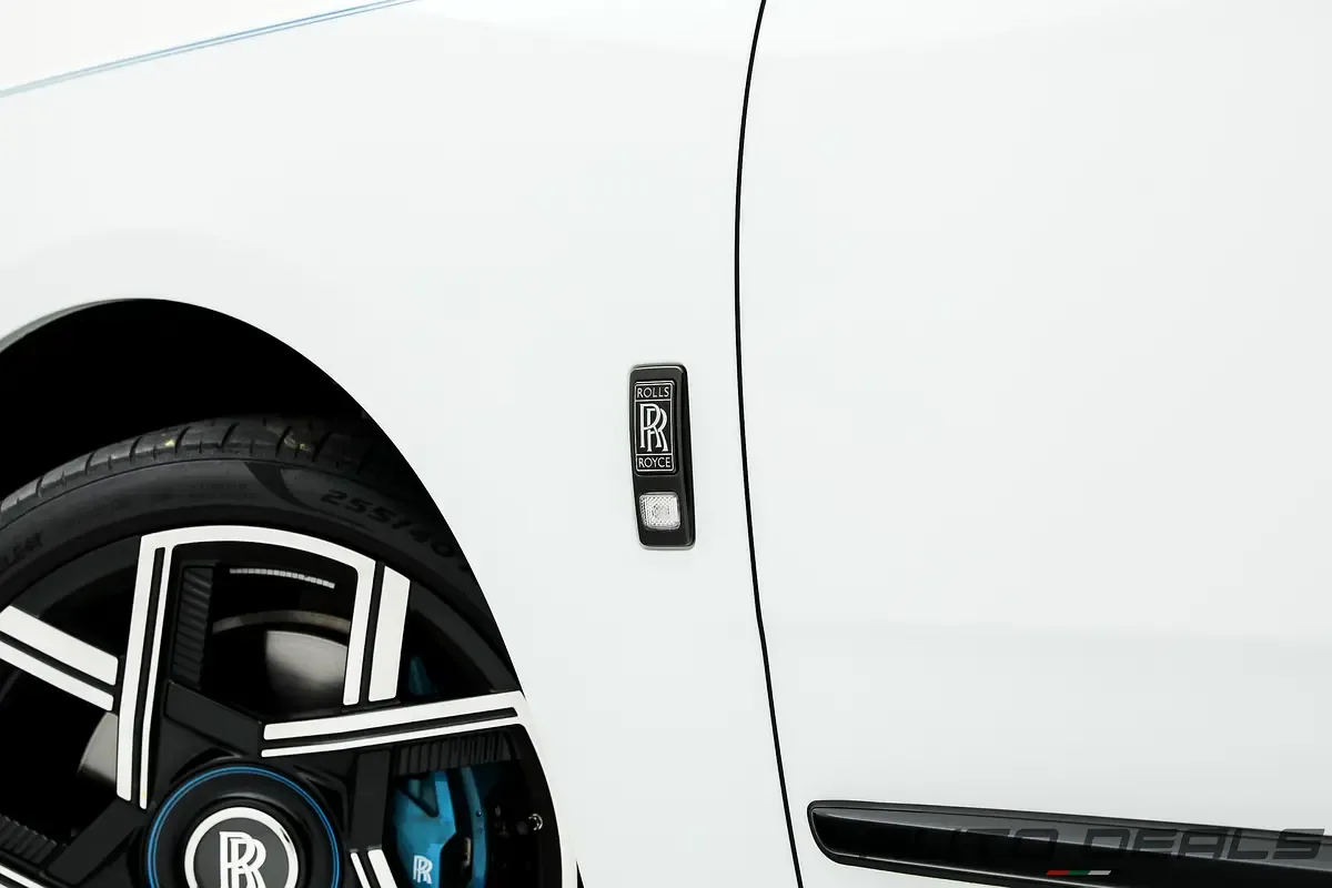 Rolls-Royce Cullinan 6.8 AT 4WD (600 حصان) - 9