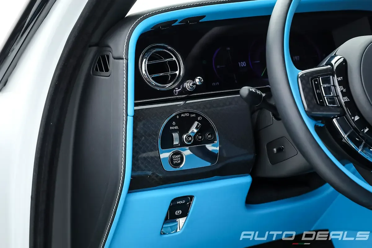 Rolls-Royce Cullinan 6.8 AT 4WD (600 حصان) - 16
