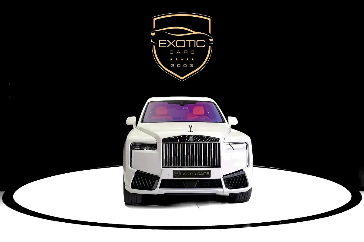 Rolls-Royce Cullinan 6.8 AT 4WD (600 حصان) - 2