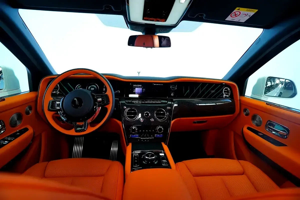 Rolls-Royce Cullinan 6.8 AT 4WD (600 حصان) - 12
