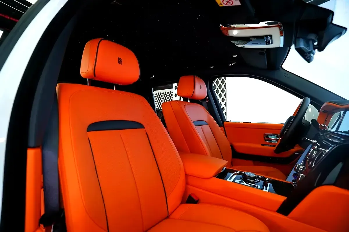 Rolls-Royce Cullinan 6.8 AT 4WD (600 حصان) - 18