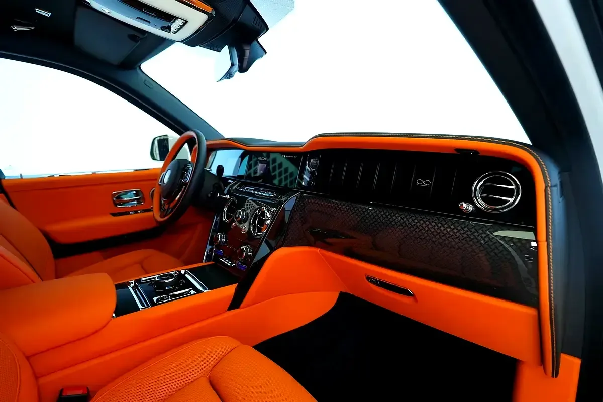 Rolls-Royce Cullinan 6.8 AT 4WD (600 حصان) - 19