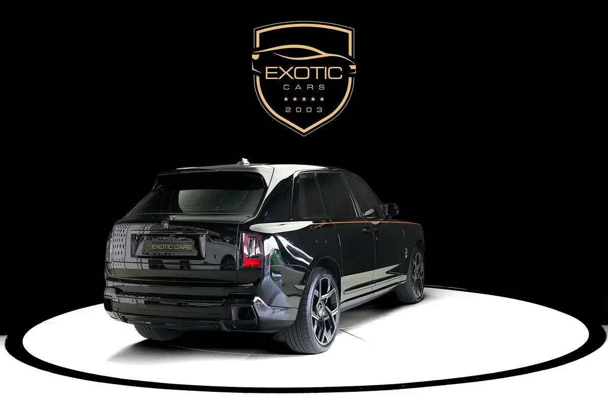 Rolls-Royce Cullinan 6.8 AT 4WD (600 حصان) - 4