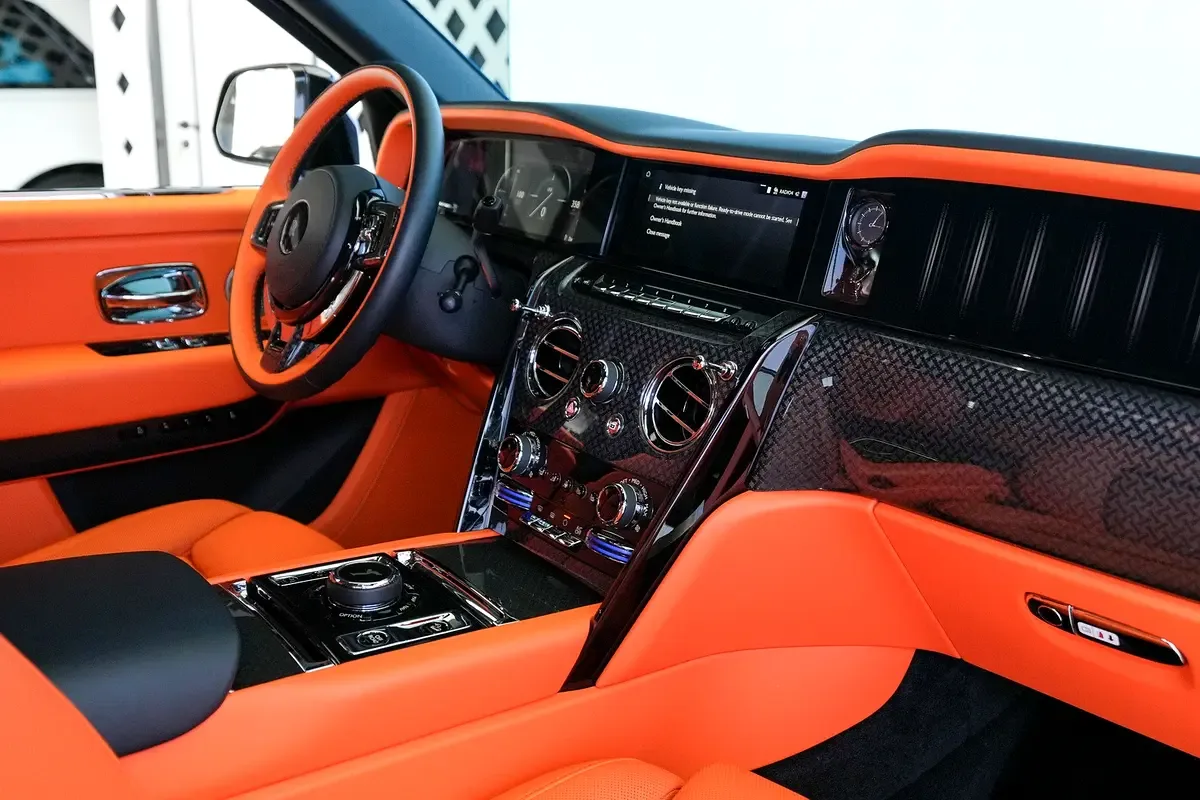 Rolls-Royce Cullinan 6.8 AT 4WD (600 حصان) - 12