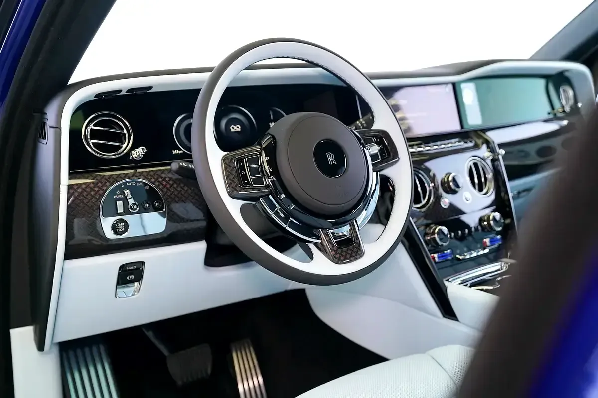 Rolls-Royce Cullinan 6.8 AT 4WD (600 hp) - 6