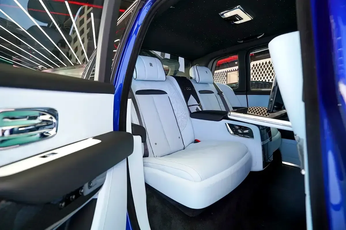 Rolls-Royce Cullinan 6.8 AT 4WD (600 hp) - 10