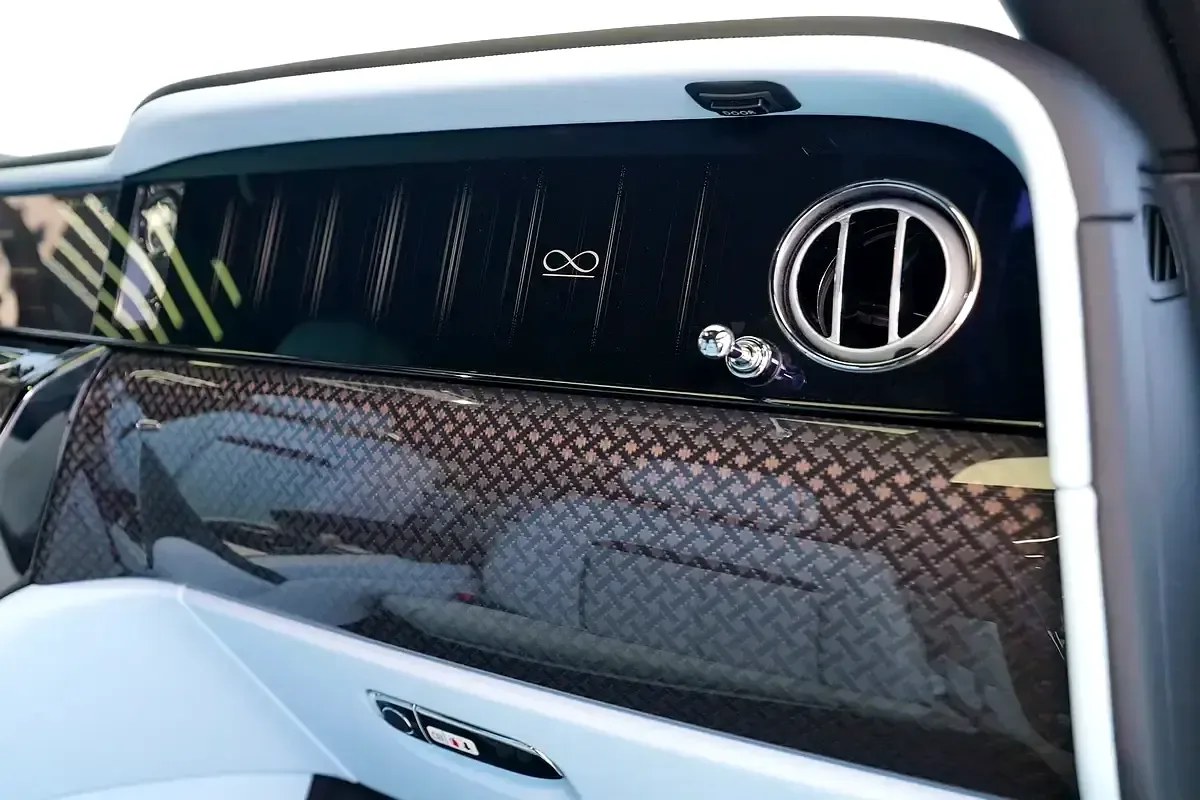 Rolls-Royce Cullinan 6.8 AT 4WD (600 hp) - 13