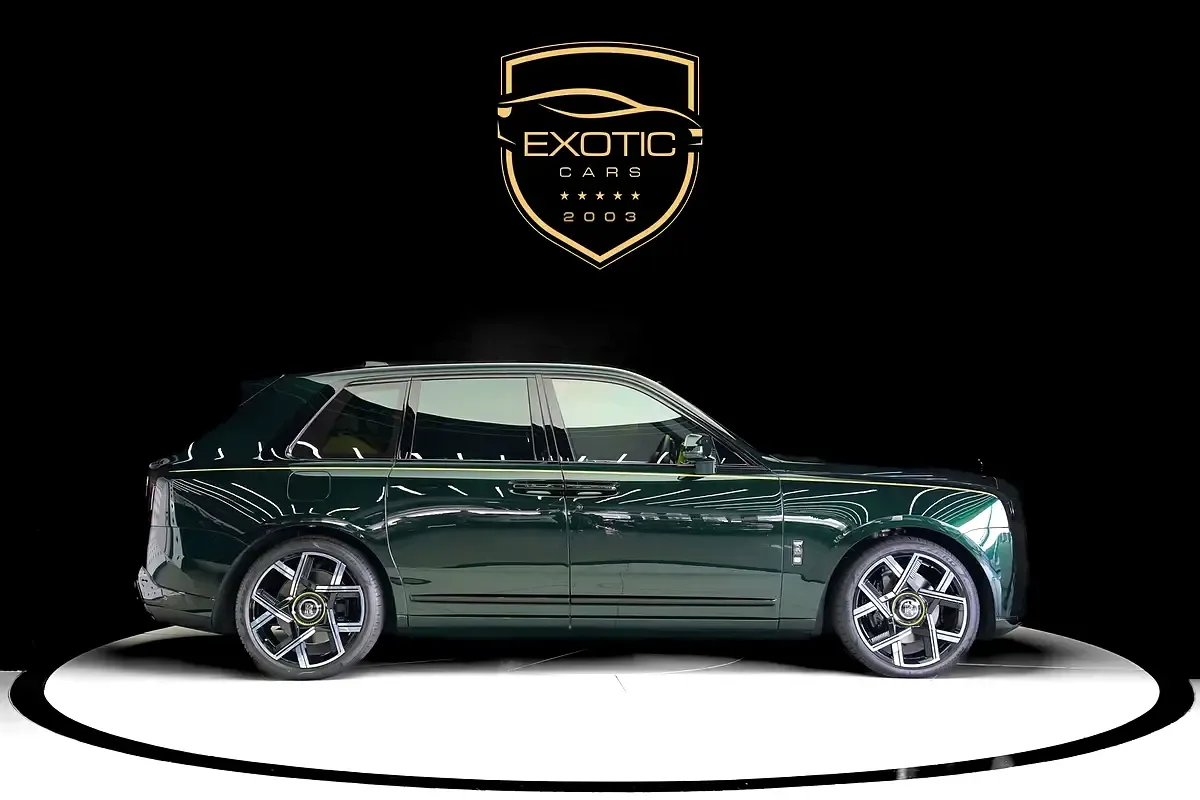 Rolls-Royce Cullinan 6.8 AT 4WD (600 حصان) - 4