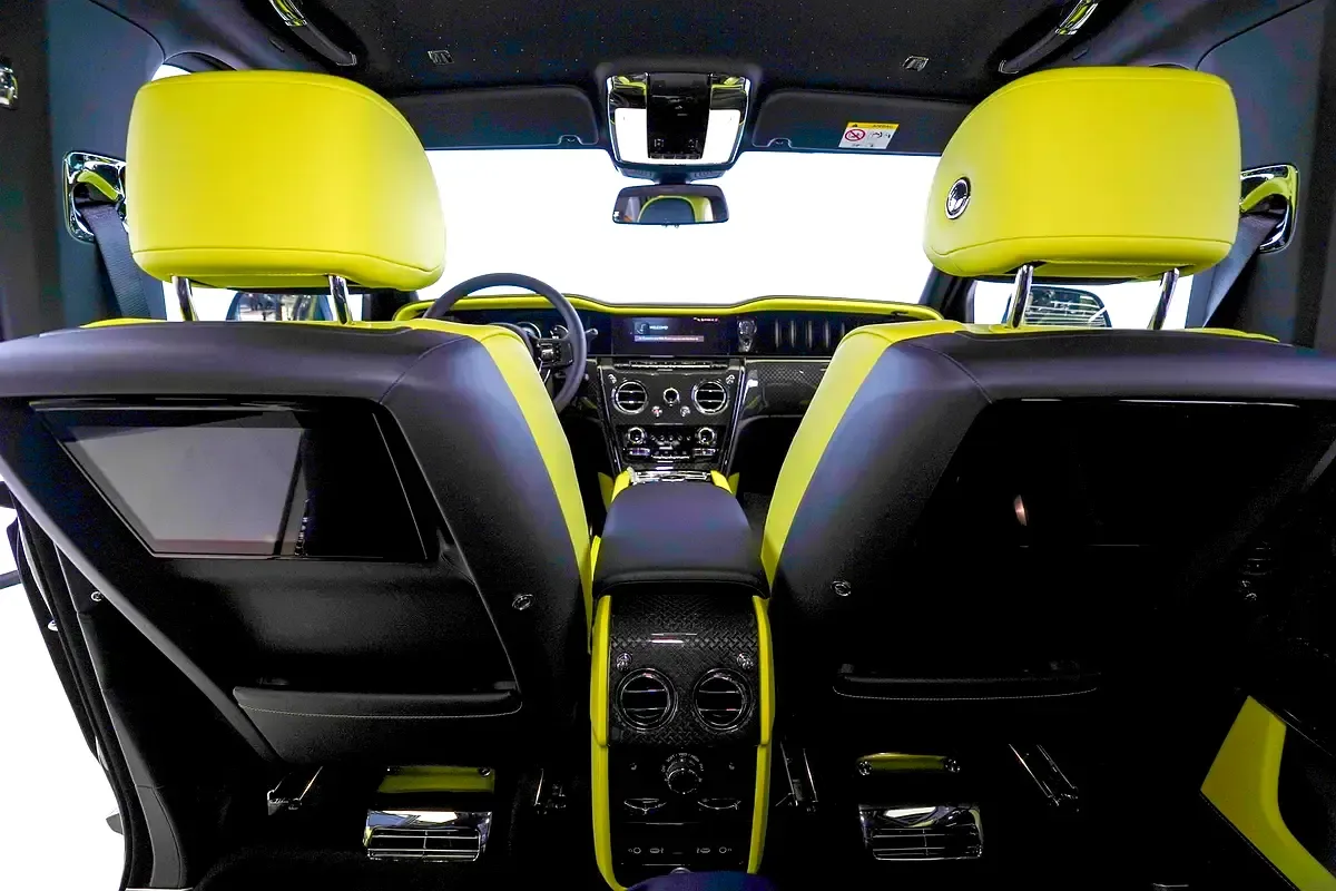 Rolls-Royce Cullinan 6.8 AT 4WD (600 حصان) - 12