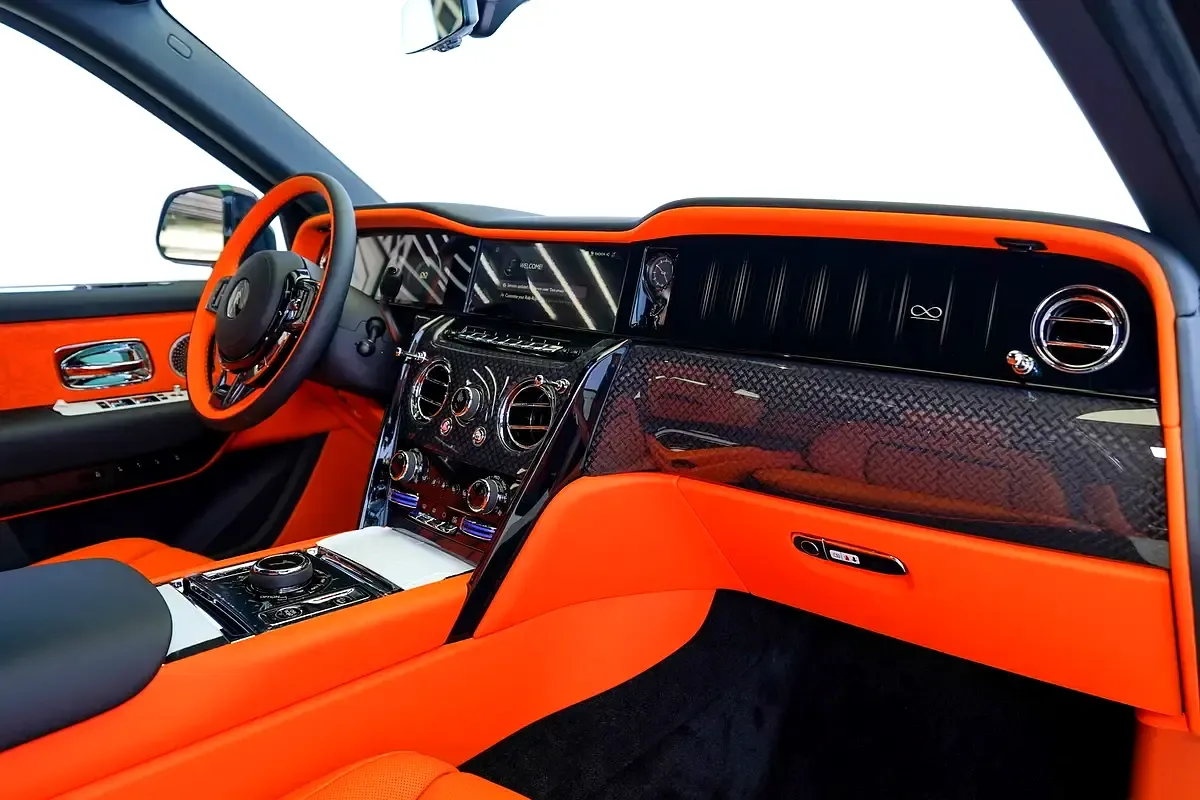 Rolls-Royce Cullinan 6.8 AT 4WD (600 hp) - 17