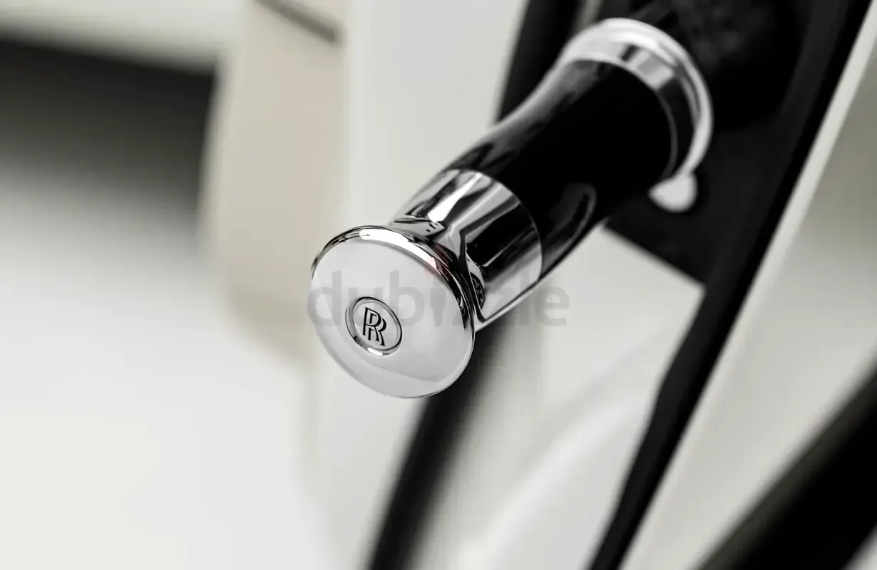 Rolls-Royce Cullinan 6.8 AT 4WD (600 hp) - 17