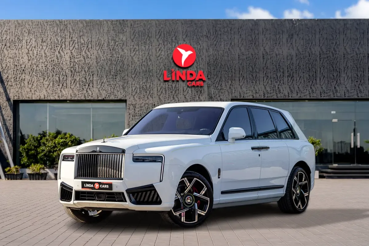 Rolls-Royce Cullinan 6.8 AT 4WD (600 hp)