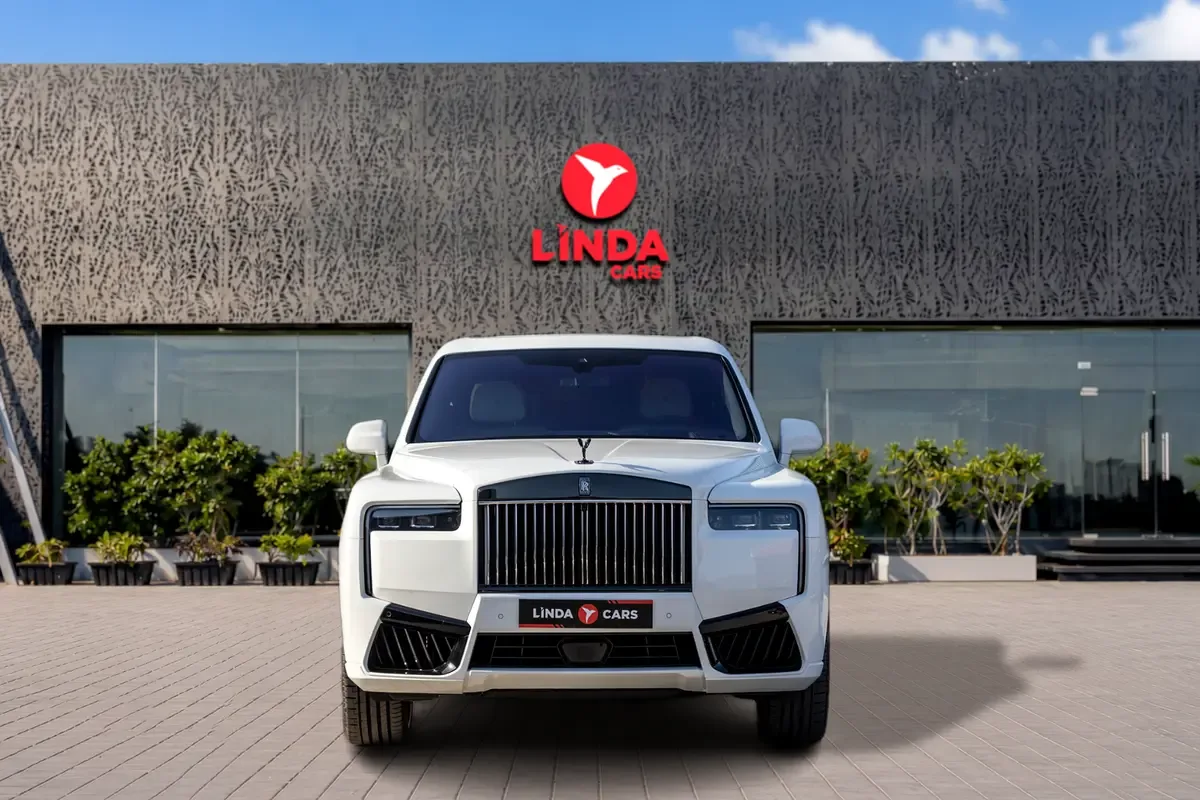 Rolls-Royce Cullinan 6.8 AT 4WD (600 حصان) - 2