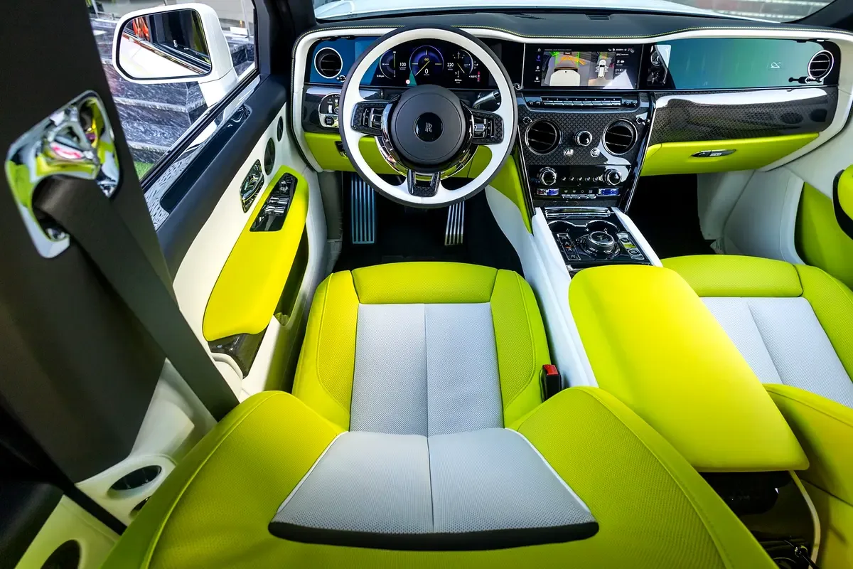 Rolls-Royce Cullinan 6.8 AT 4WD (600 حصان) - 13