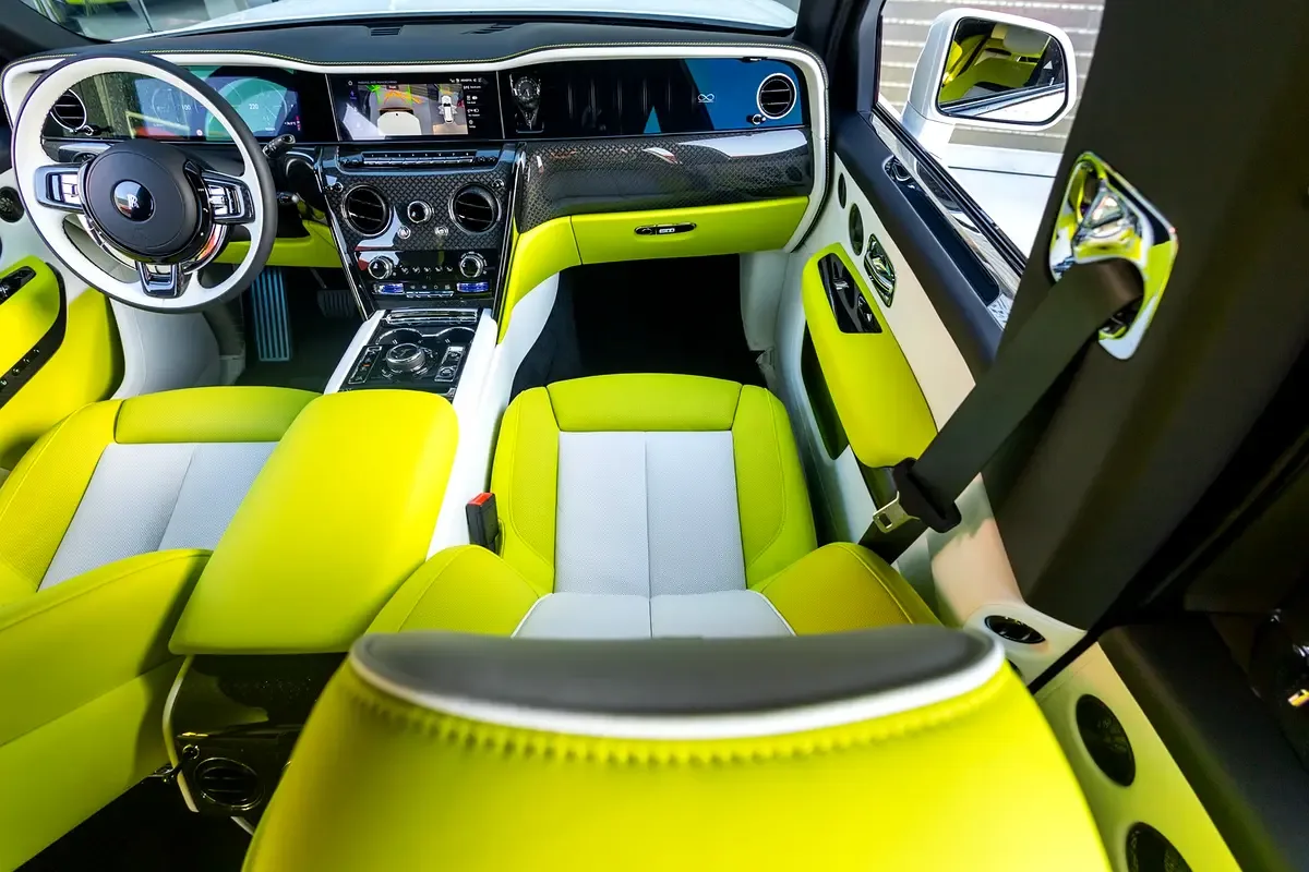 Rolls-Royce Cullinan 6.8 AT 4WD (600 حصان) - 14