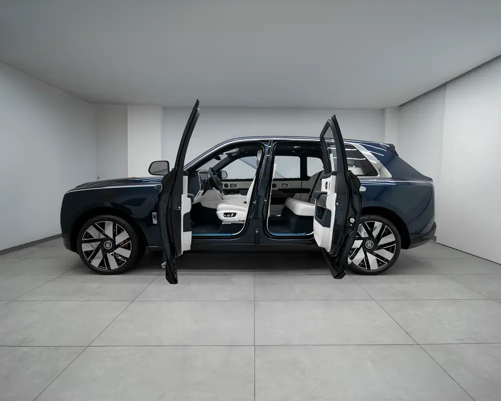Rolls-Royce Cullinan 6.8 AT 4WD (600 hp) - 4
