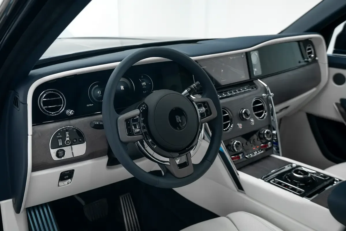Rolls-Royce Cullinan 6.8 AT 4WD (600 hp) - 9
