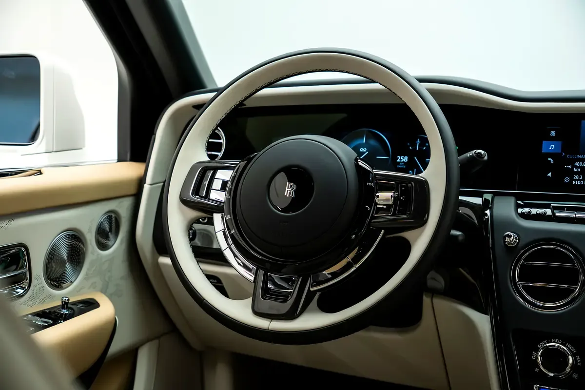 Rolls-Royce Cullinan 6.8 AT 4WD (600 حصان) - 7