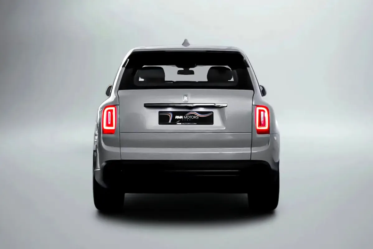 Rolls-Royce Cullinan 6.8 AT AWD (600 hp) - 3