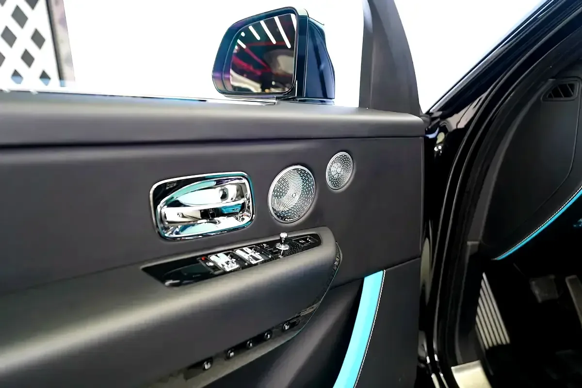 Rolls-Royce Cullinan 6.8 AT AWD (600 hp) - 6