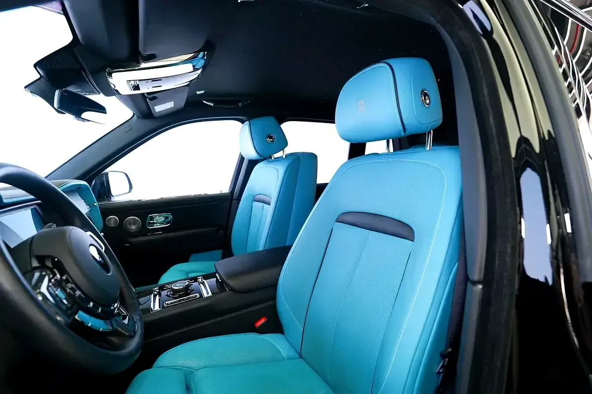 Rolls-Royce Cullinan 6.8 AT AWD (600 hp) - 9