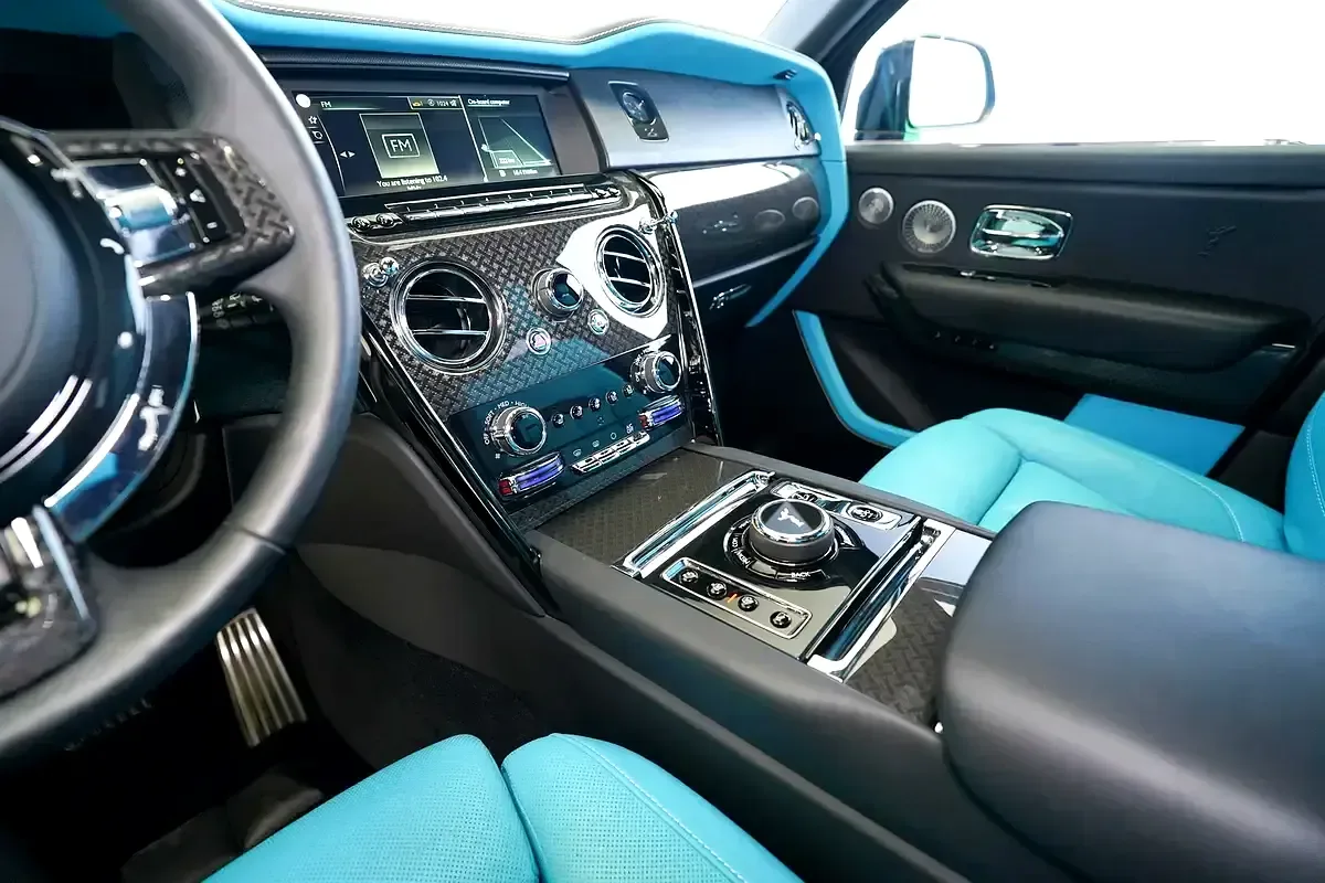 Rolls-Royce Cullinan 6.8 AT AWD (600 hp) - 10