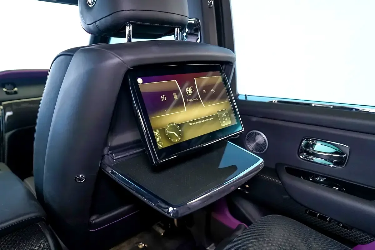 Rolls-Royce Cullinan 6.8 AT AWD (600 hp) - 10