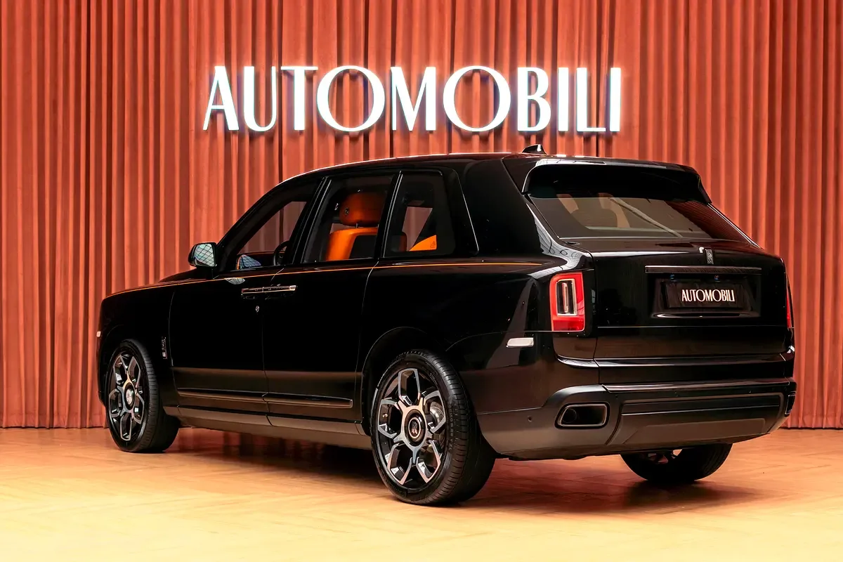 Rolls-Royce Cullinan 6.8 AT AWD (600 hp) - 10