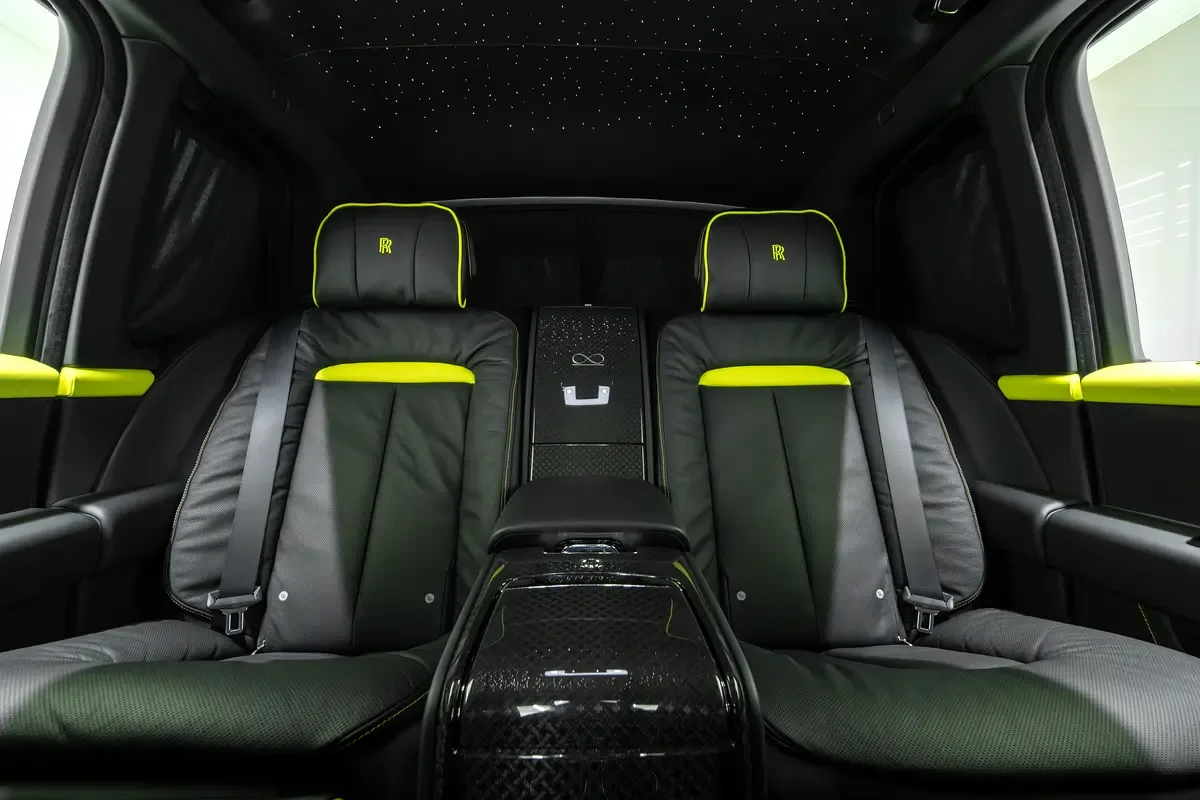 Rolls-Royce Cullinan 6.8 AT AWD (600 hp) - 15