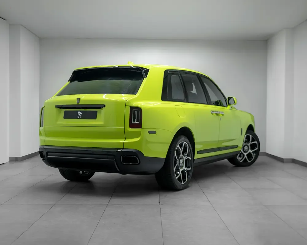 Rolls-Royce Cullinan 6.8 AT AWD (600 hp) - 16