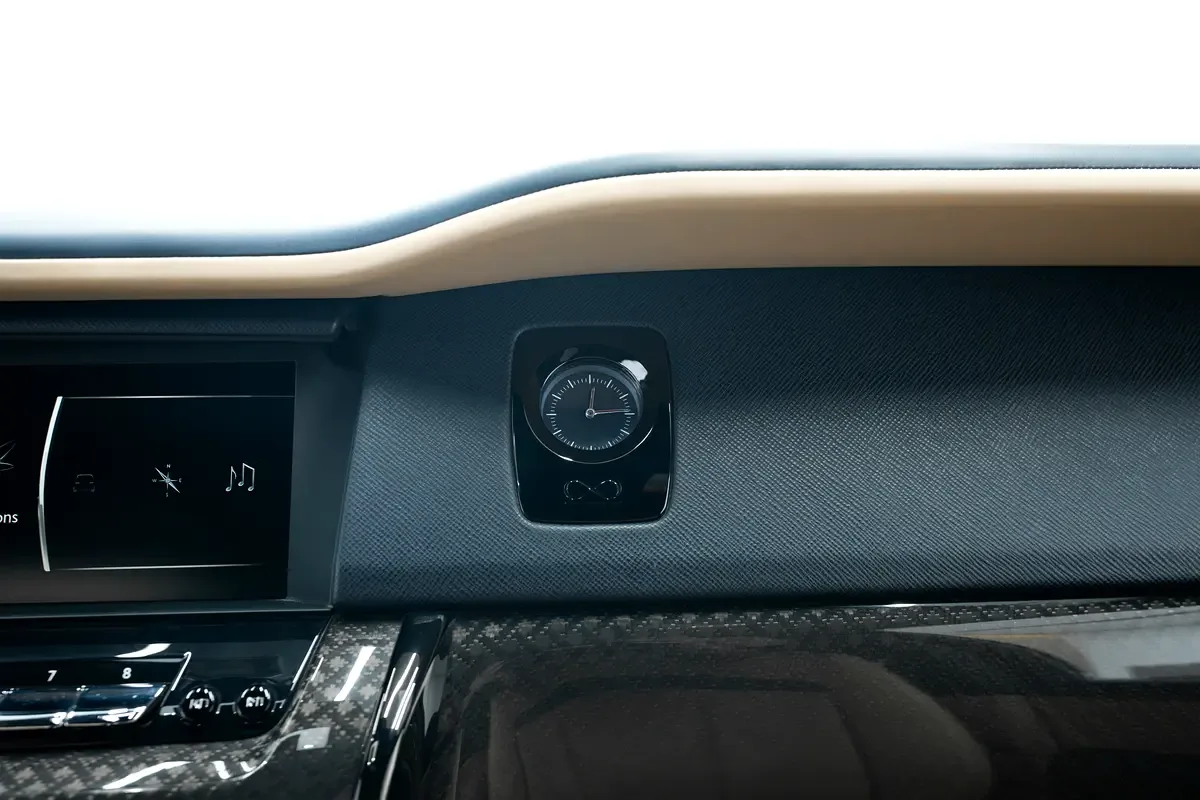 Rolls-Royce Cullinan 6.8 AT AWD (600 hp) - 13