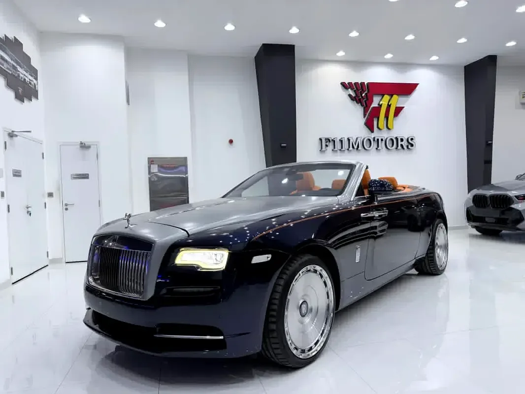 Rolls-Royce Dawn 6.6 AT RWD (570 hp)