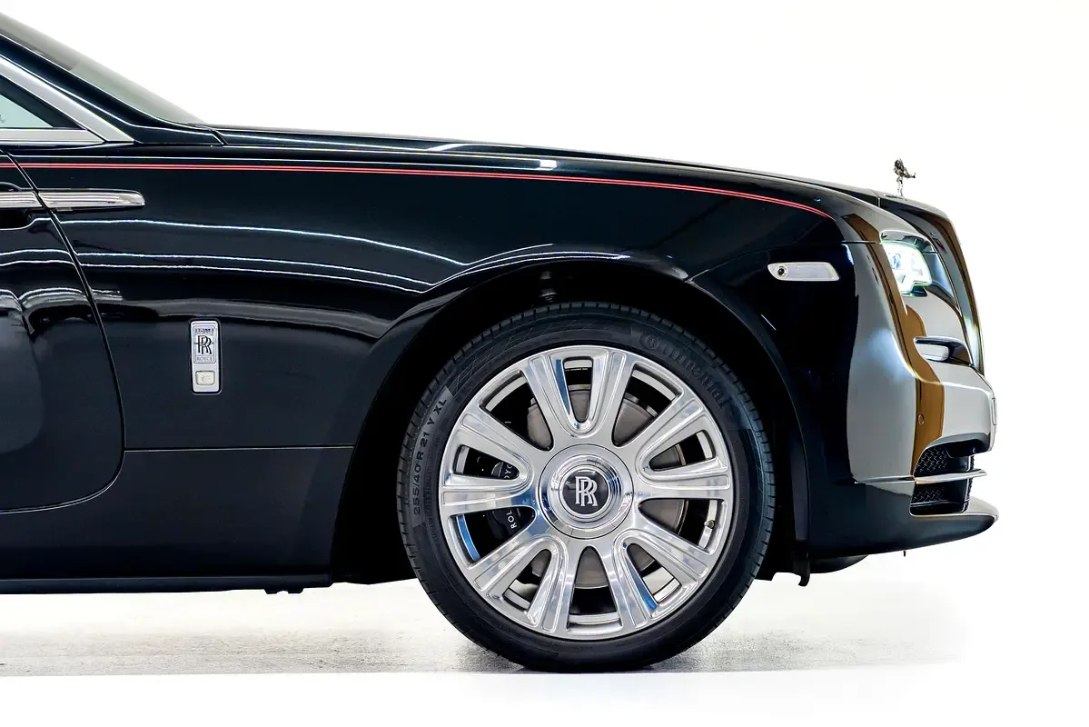 Rolls-Royce Dawn 6.6 AT RWD (570 حصان) - 8