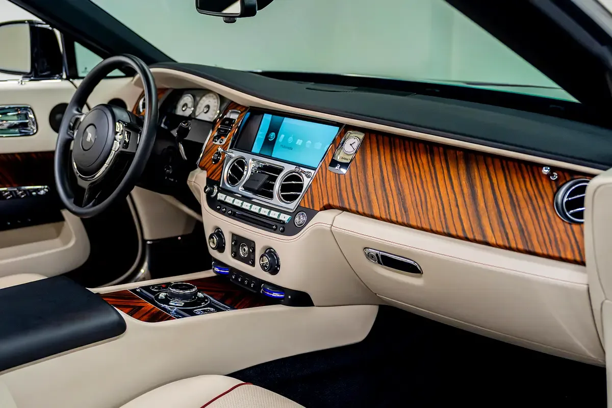 Rolls-Royce Dawn 6.6 AT RWD (570 حصان) - 11