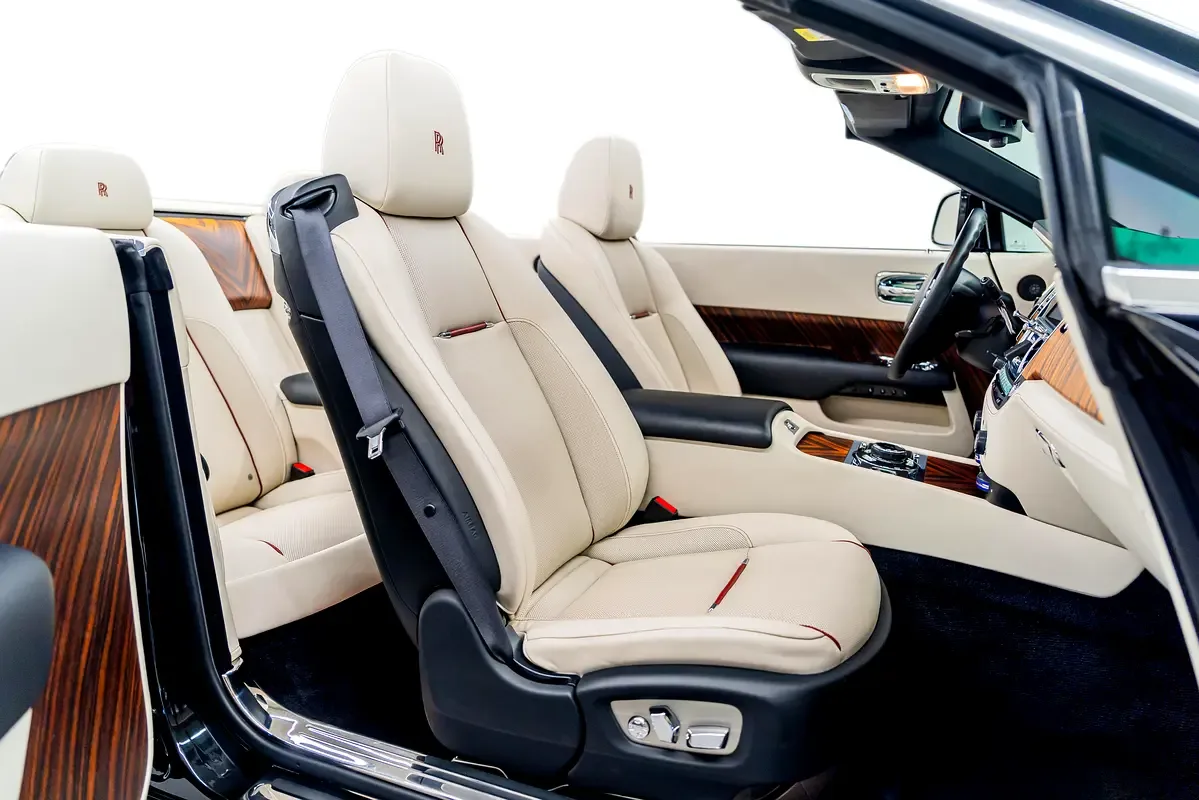 Rolls-Royce Dawn 6.6 AT RWD (570 حصان) - 14