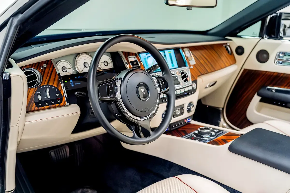 Rolls-Royce Dawn 6.6 AT RWD (570 حصان) - 18