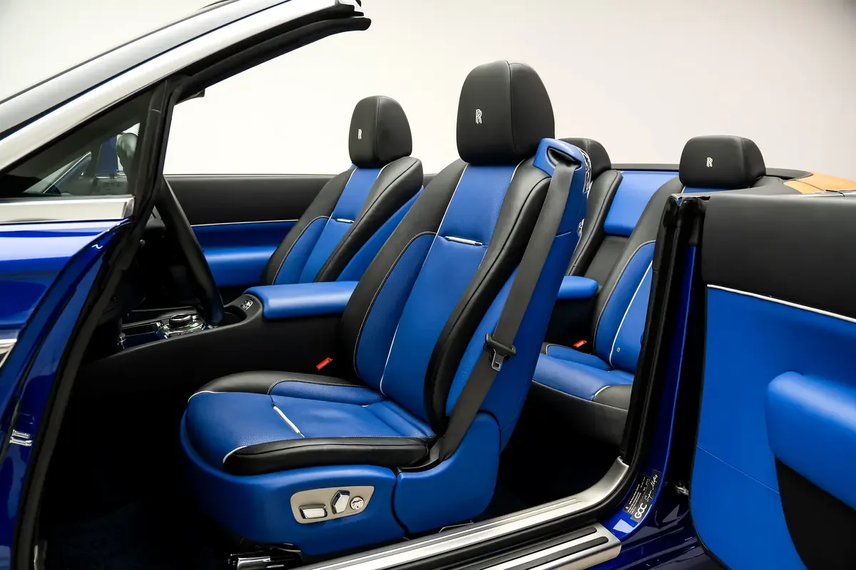 Rolls-Royce Dawn 6.6 AT RWD (570 حصان) - 15