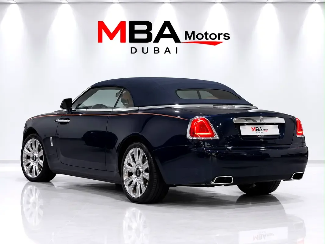 Rolls-Royce Dawn 6.6 AT RWD (570 hp) - 11