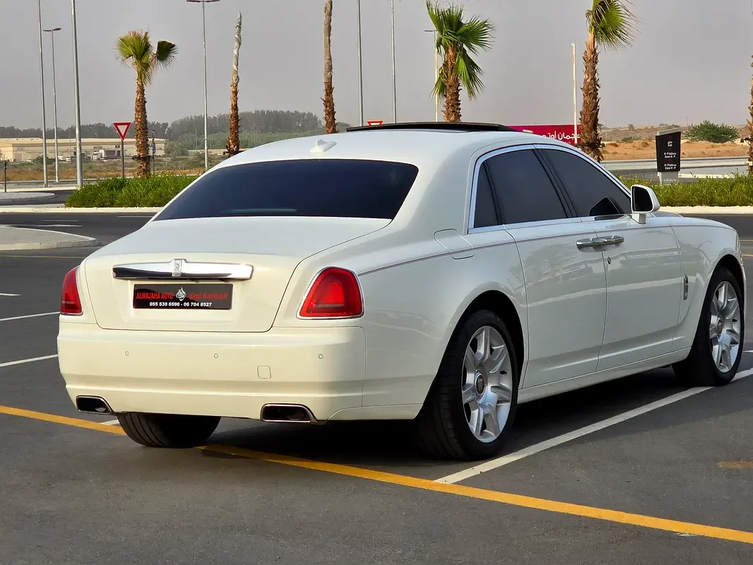 Rolls-Royce Ghost 6.6 AT RWD (570 حصان) - 5