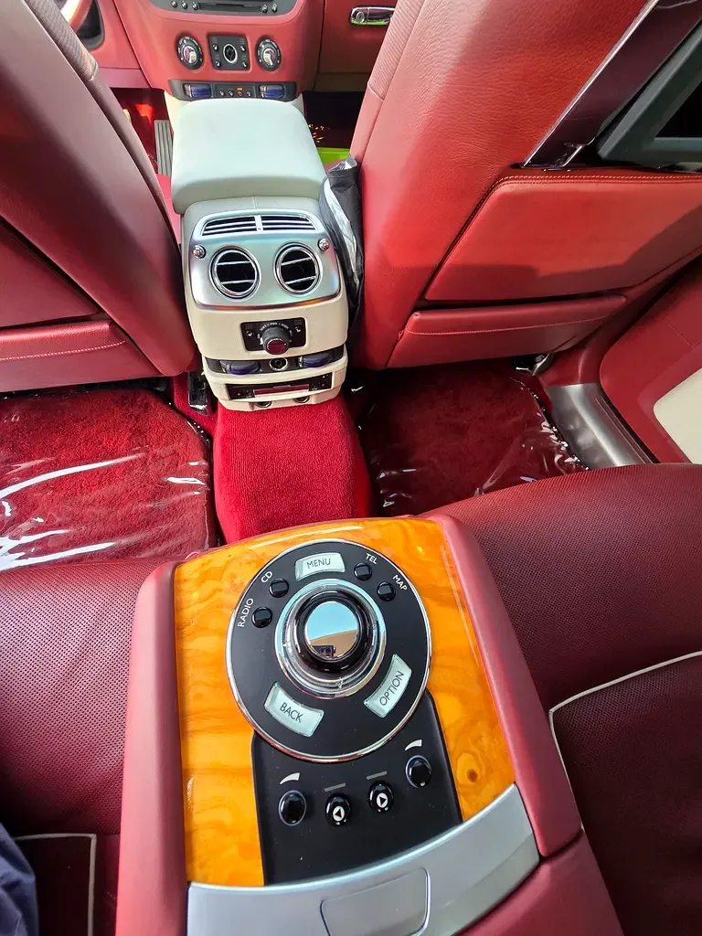 Rolls-Royce Ghost 6.6 AT RWD (570 حصان) - 15