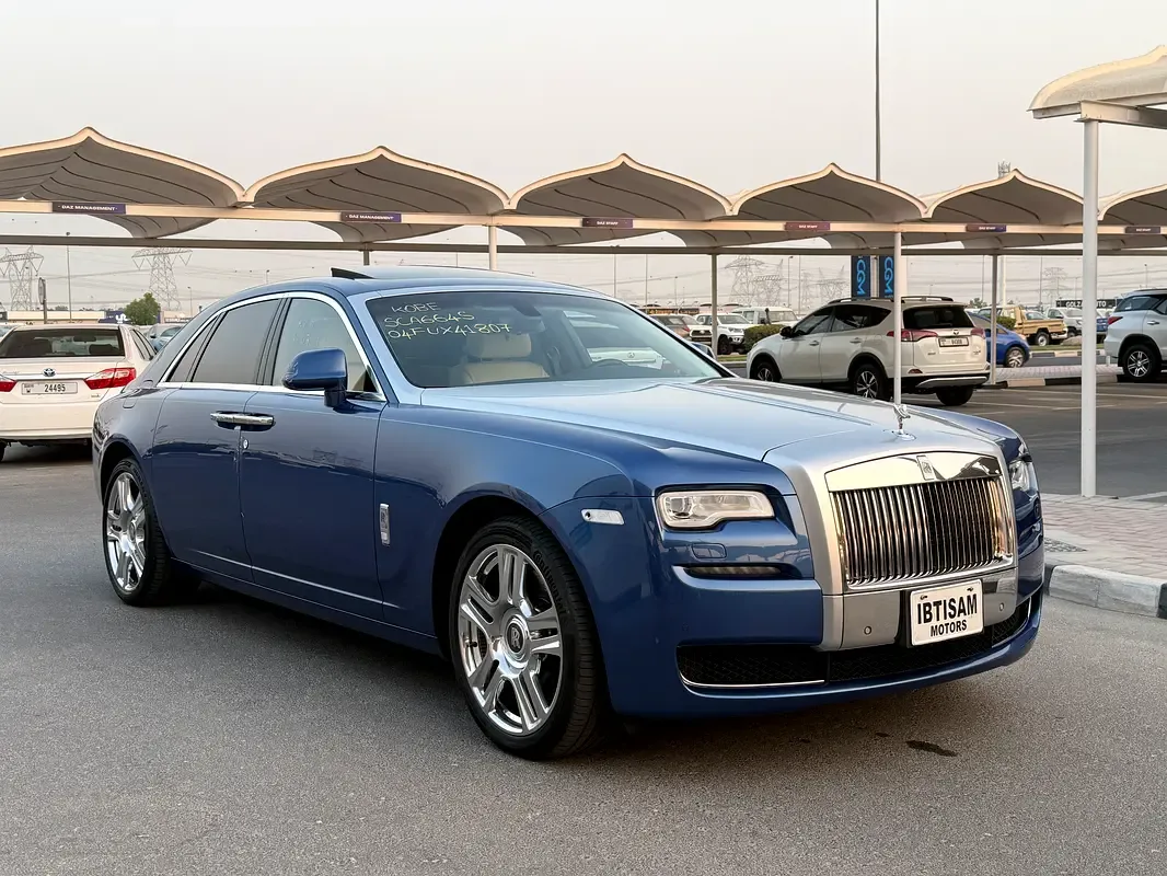 Rolls-Royce Ghost 6.6 AT RWD (570 حصان) - 3