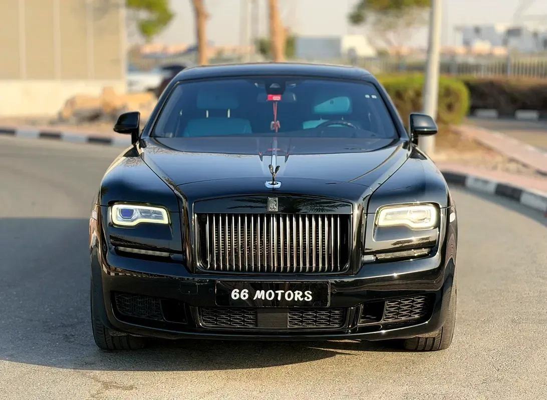 Rolls-Royce Ghost 6.6 AT RWD (570 hp) - 3